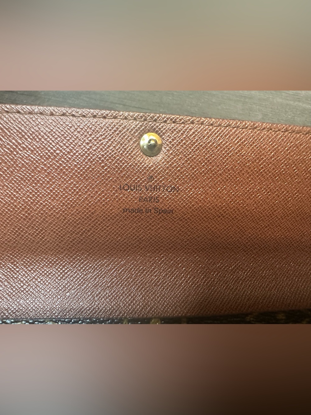 Louis Vuitton Monogram Sarah Wallet - Picture 12 of 13